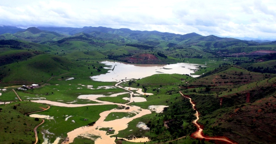 Chuvas Causam Estragos Em Mais De Dois Ter Os Dos Munic Pios Do