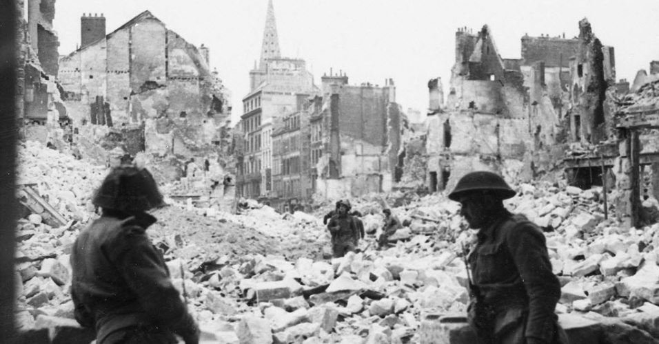 Resultado de imagem para destruição causada pela segunda guerra mundial