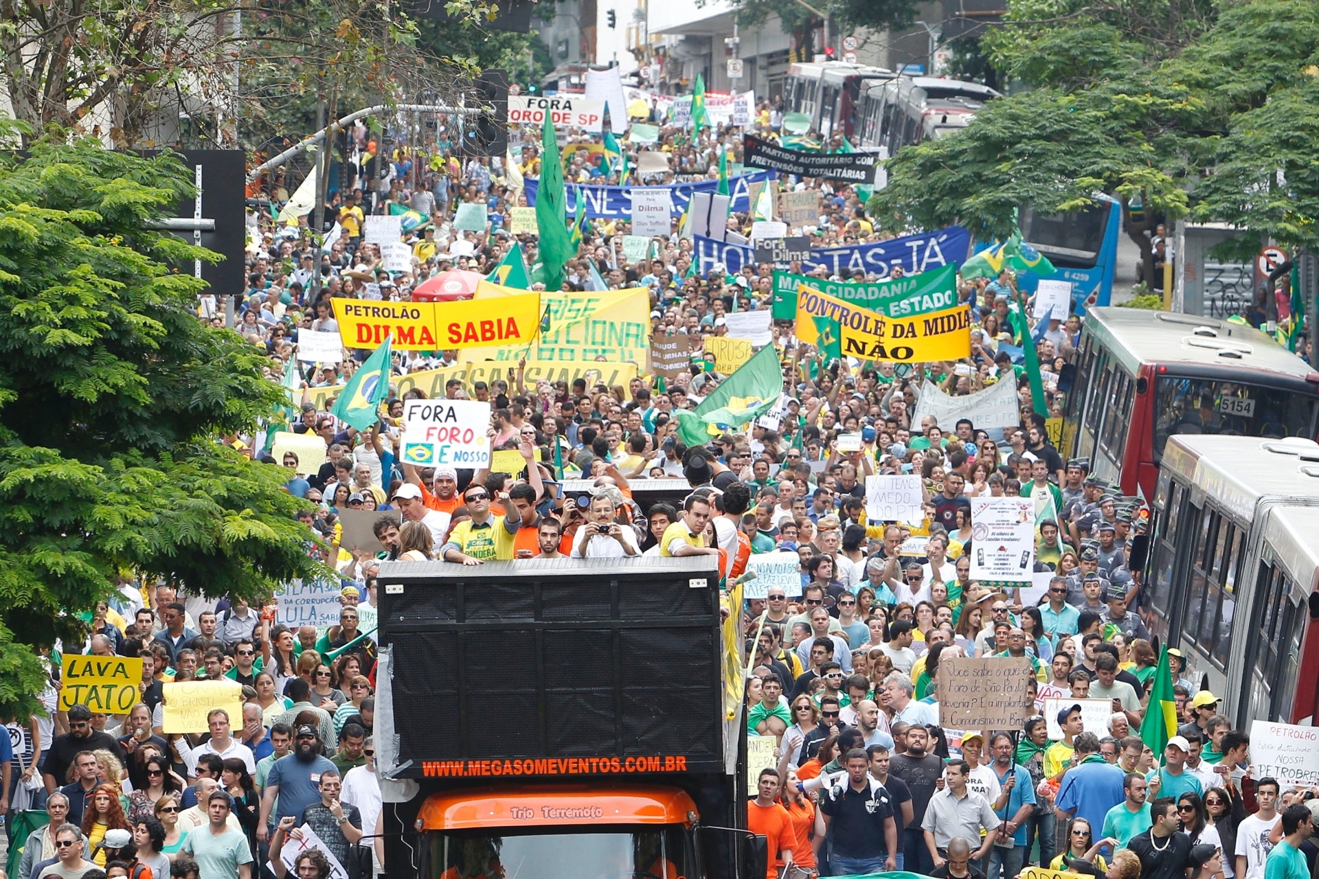 Fotos Em Atos Pelo Brasil Manifestantes Pedem Sa Da De Dilma