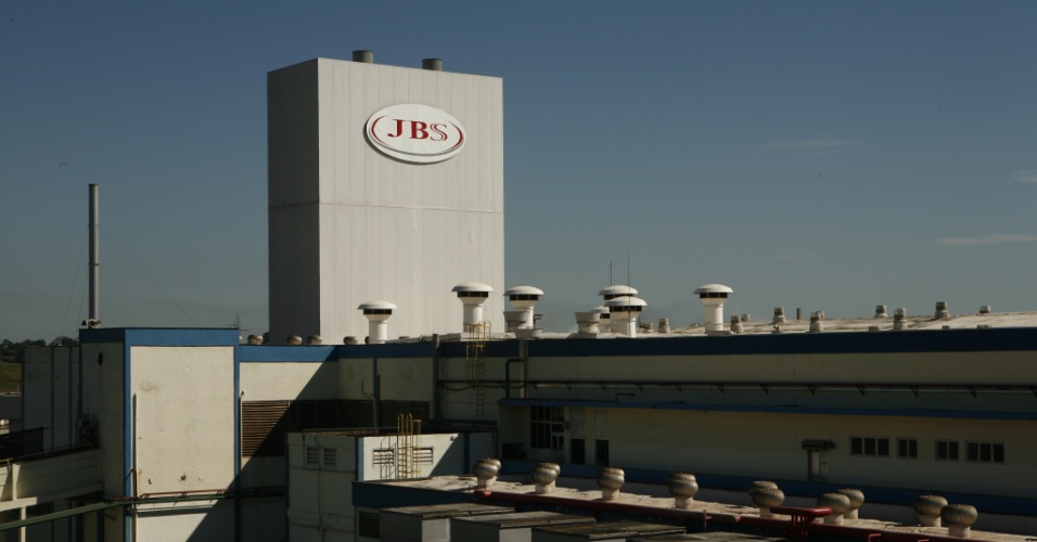 Resultado de imagem para JBS se recusou a pagar os R$ 11 bilhões pedidos p