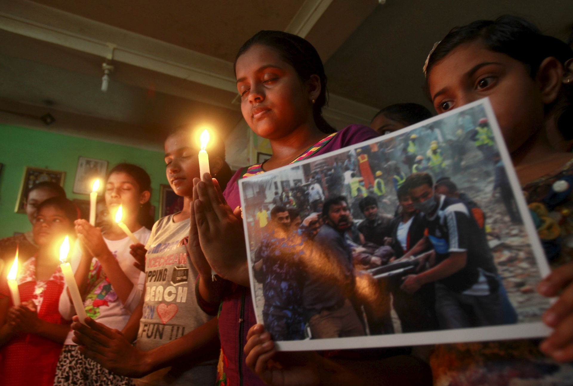 Fotos Terremoto provoca destruição e mata milhares no Nepal 25/04