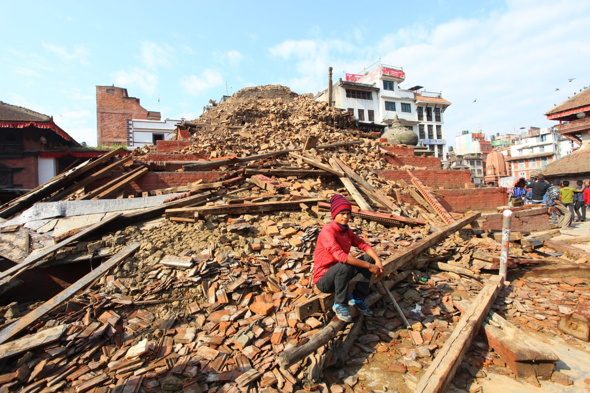 Fotos Terremoto provoca destruição e mata milhares no Nepal 25/04