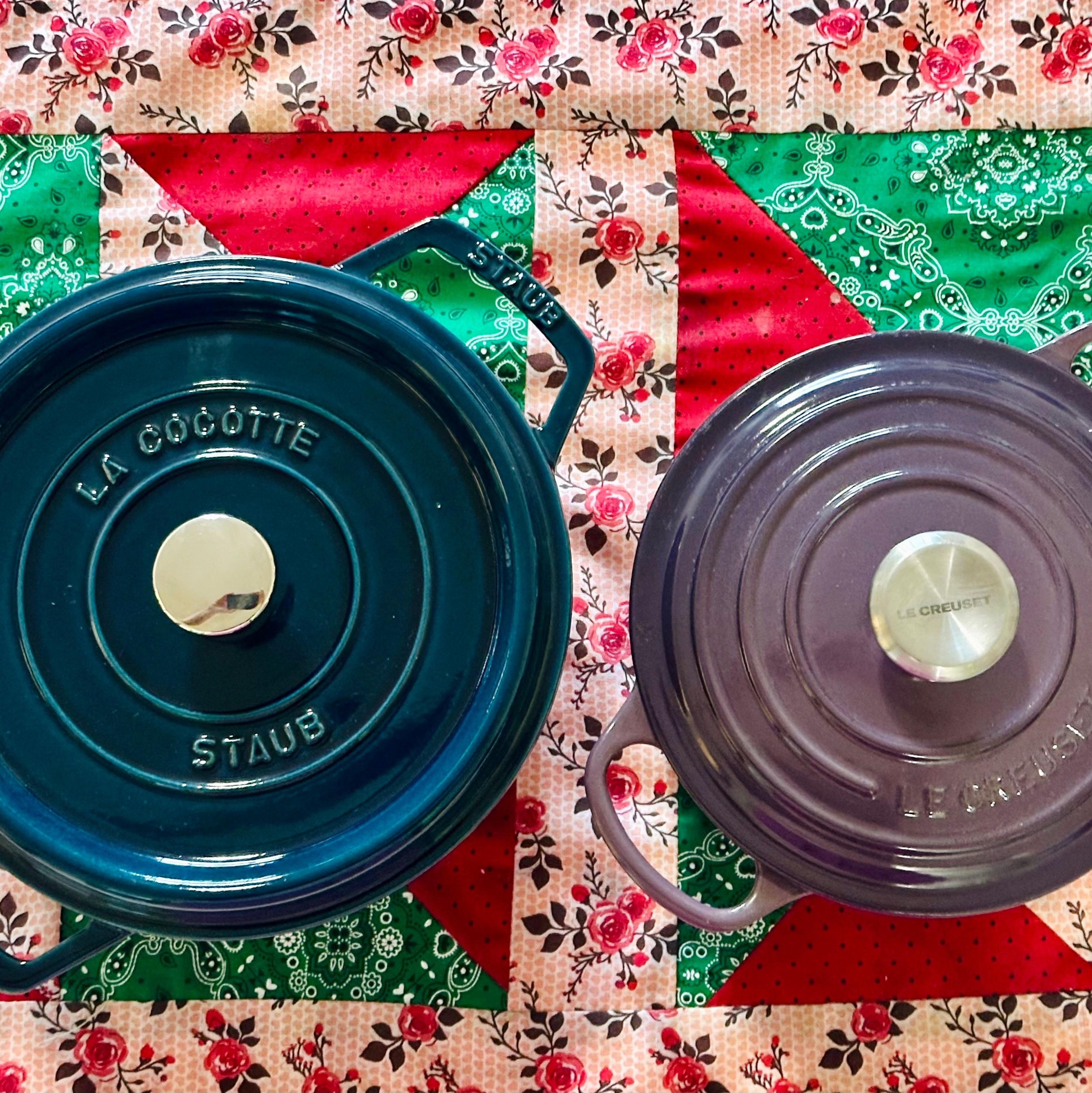 Staub x Le Creuset: qual a melhor panela de ferro?
