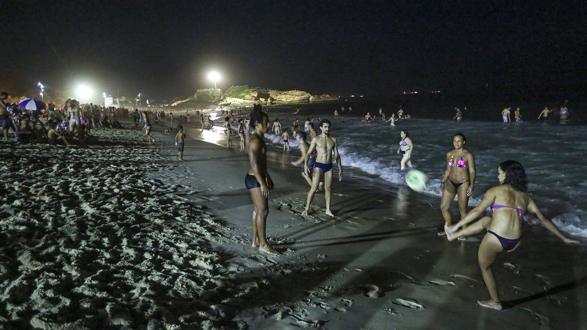 Calor No Rio De Janeiro BOL Fotos BOL Fotos