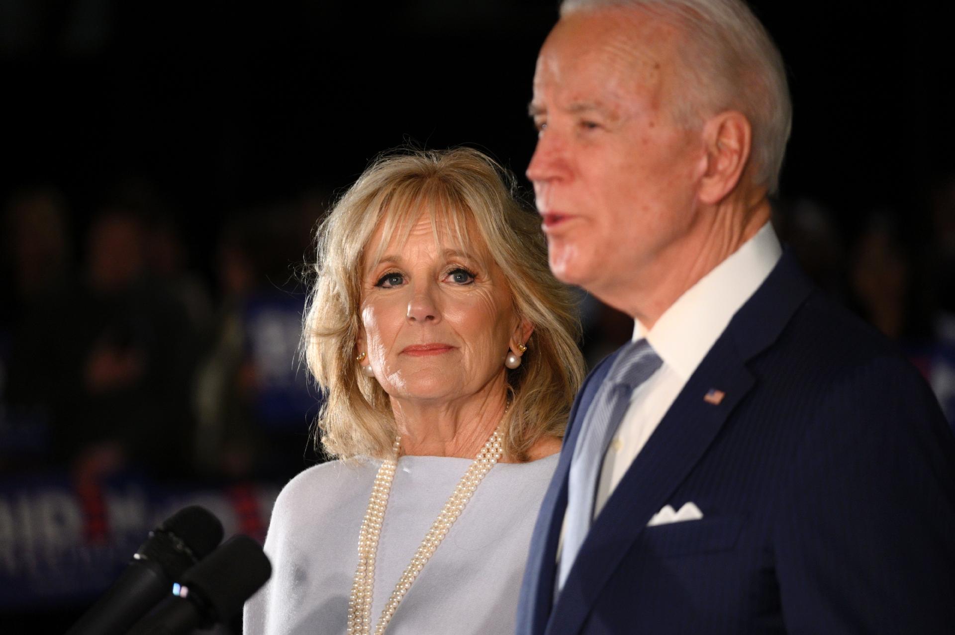 Jill Biden, doutora e primeira-dama: por que a mulher com títulos incomoda?  - 12/01/2021 - UOL Universa