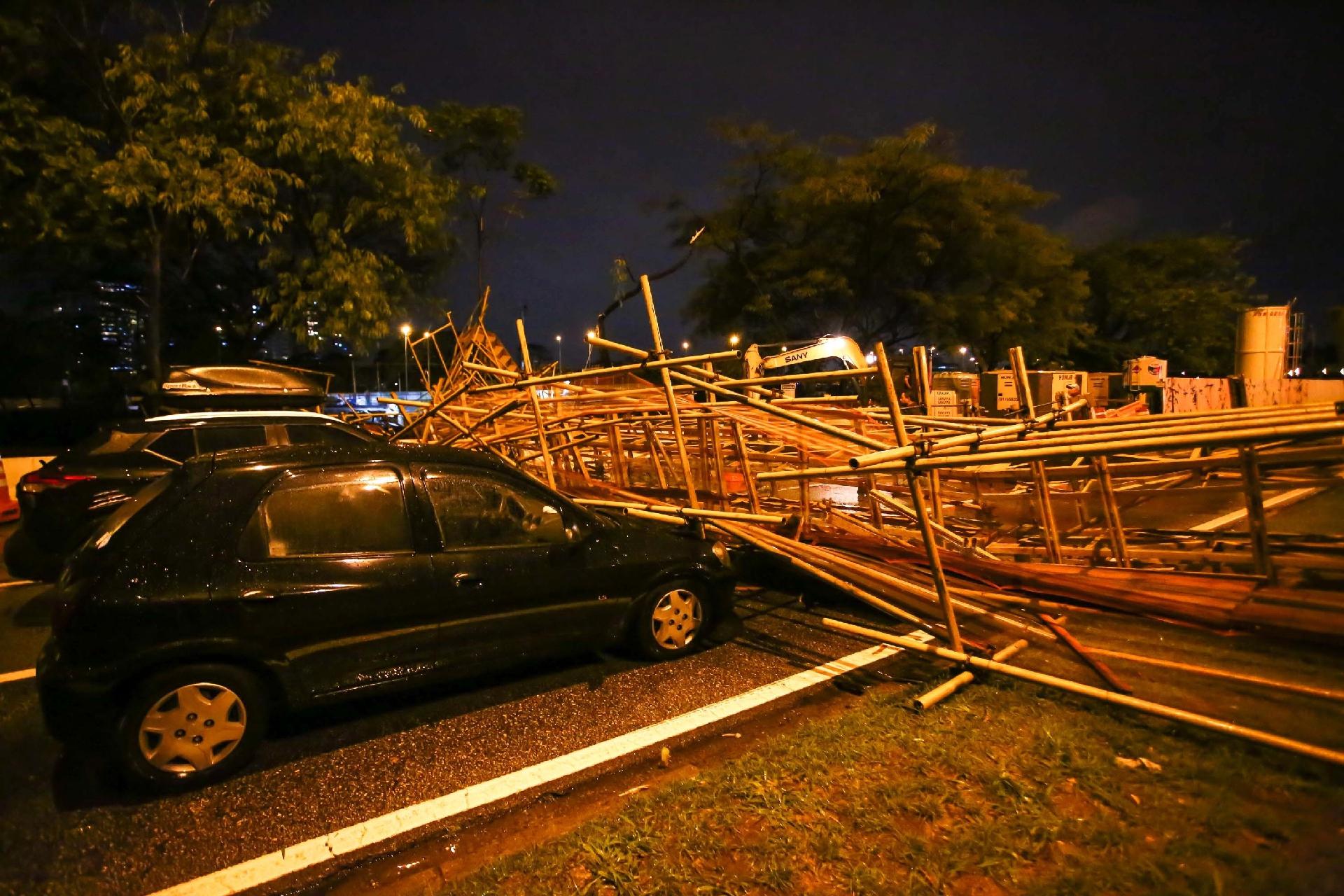 Queda De Passarela Na Marginal Tiet Prefeitura Vai Apurar