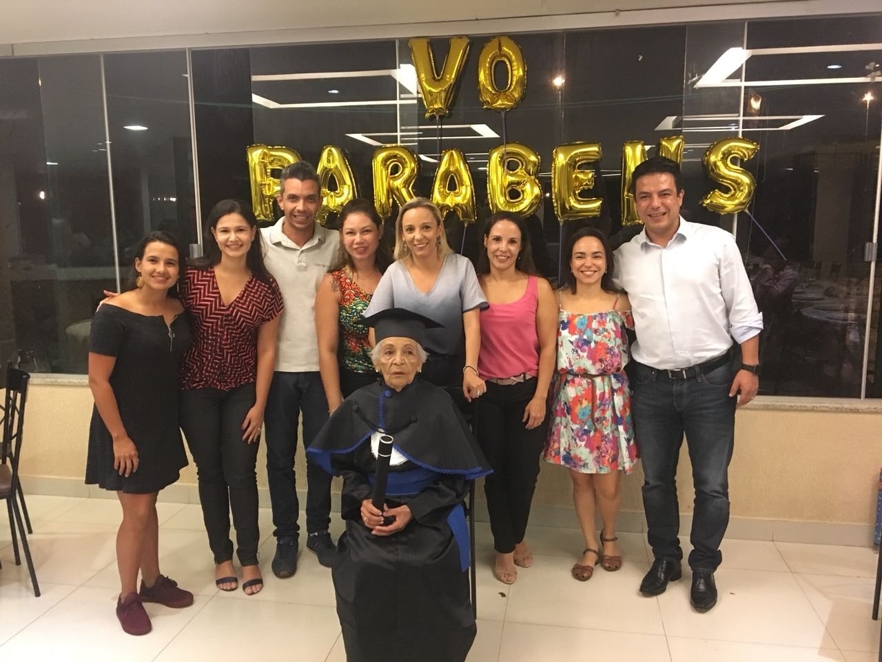 Fotos Aos 91 Anos Idosa Do Df Realiza Sonho De Se Formar No Ensino Médio 31032018 Uol 8985