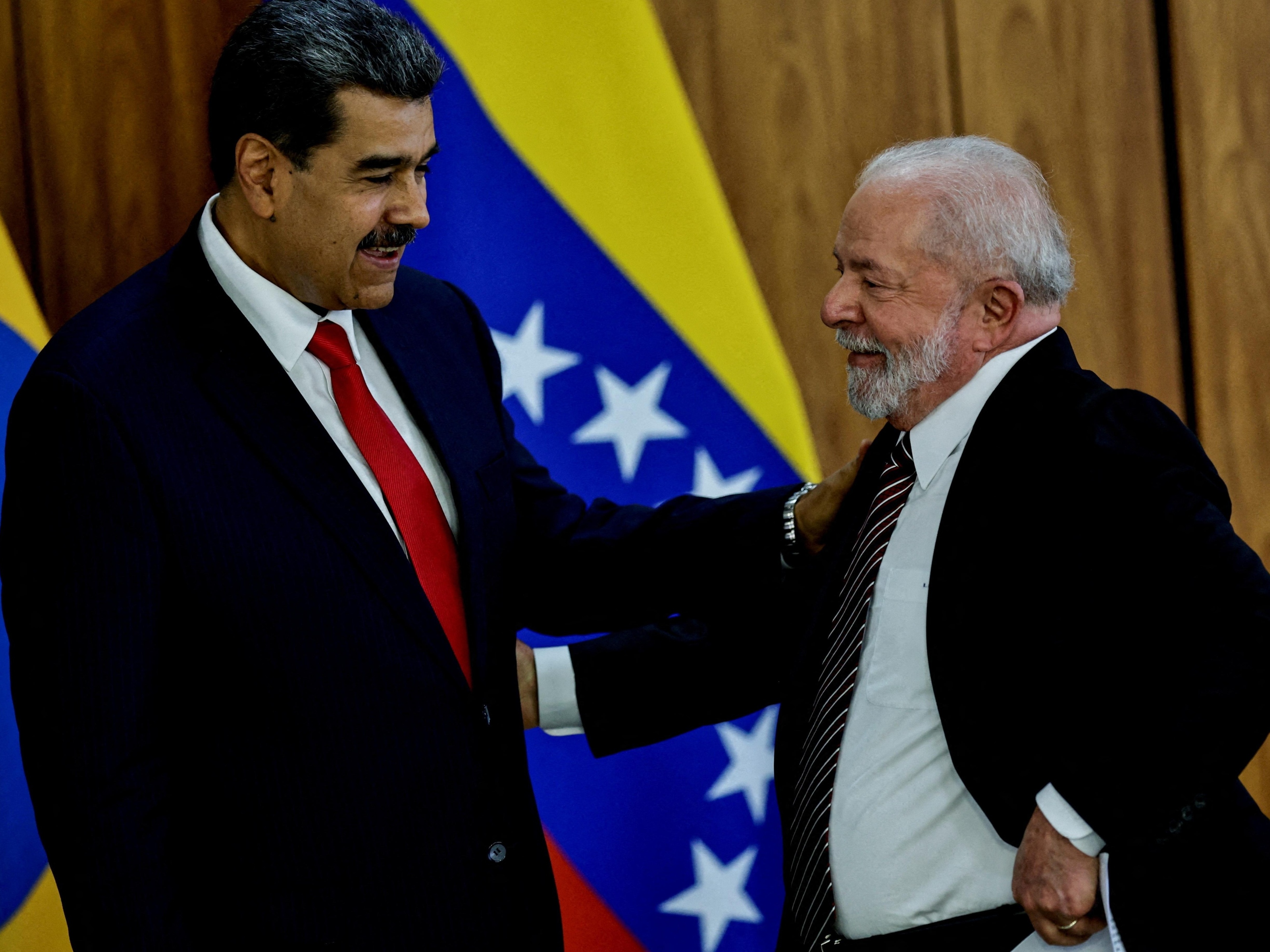 Essequibo: Lula pede a Maduro que evite 'medidas unilaterais