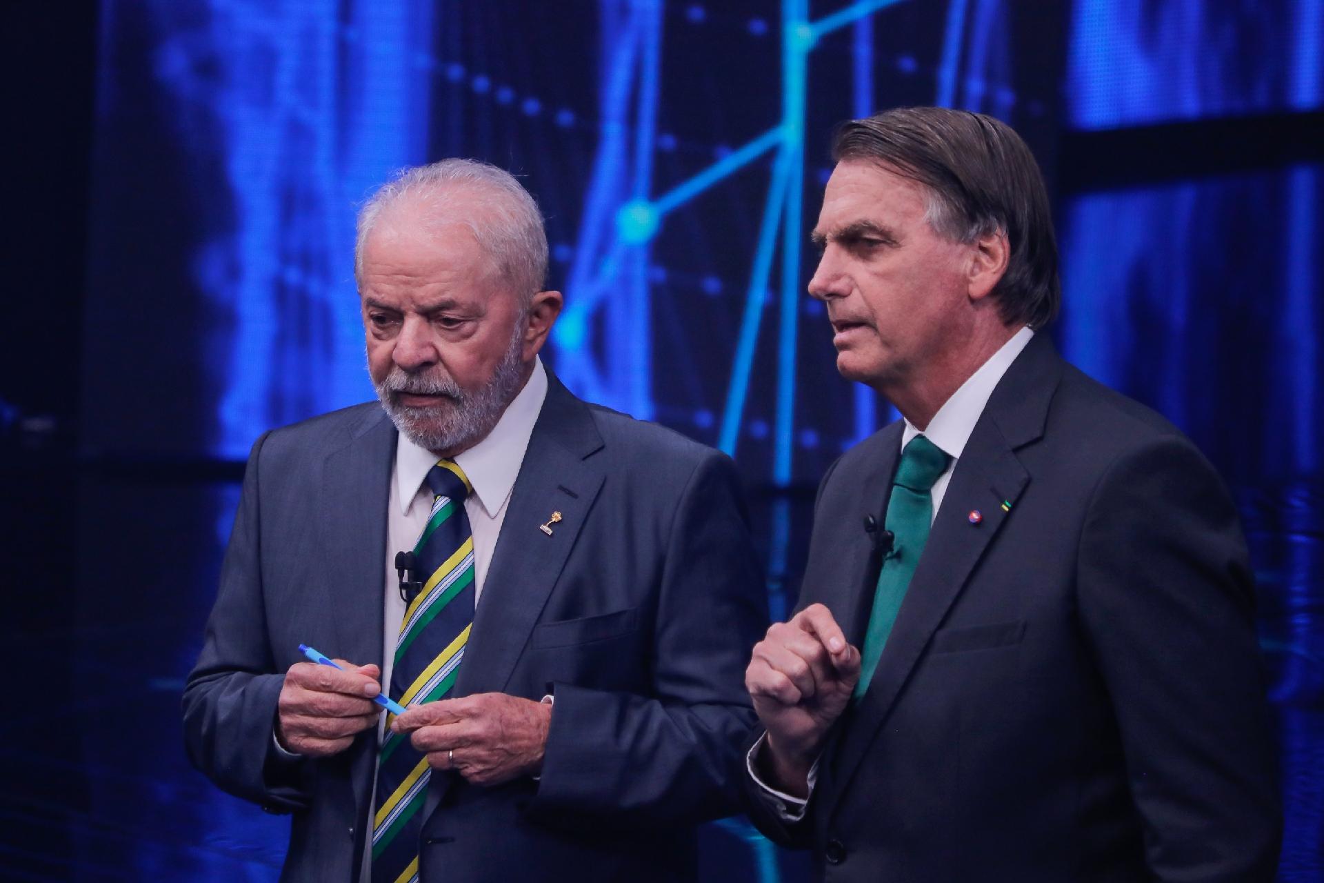 Em estreia da propaganda na TV, Lula traz Alckmin e Gil, e Bolsonaro  defende liberdade