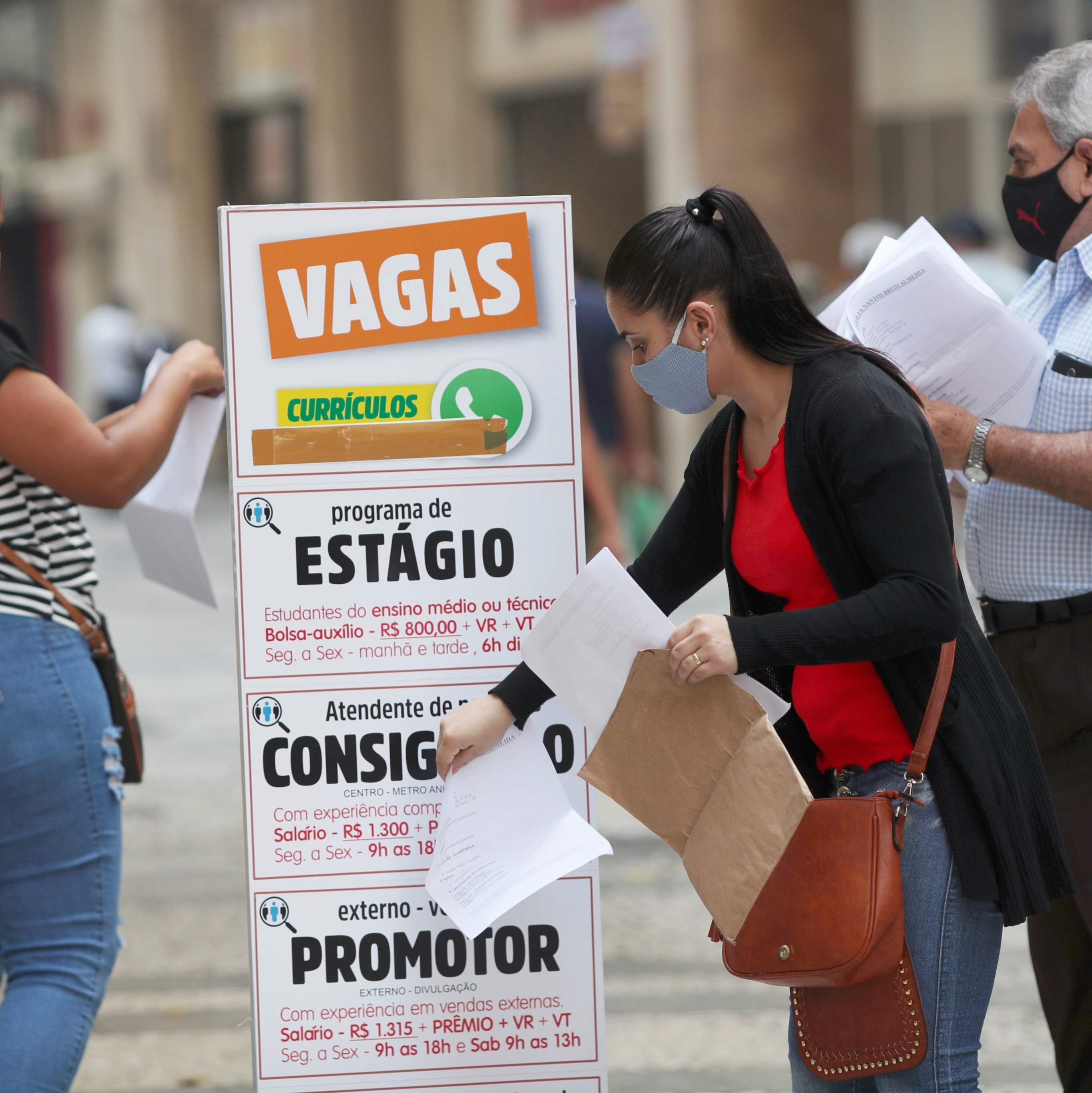 Desemprego: taxa de 6,9% para homens e 9,6% para mulheres no 2º tri