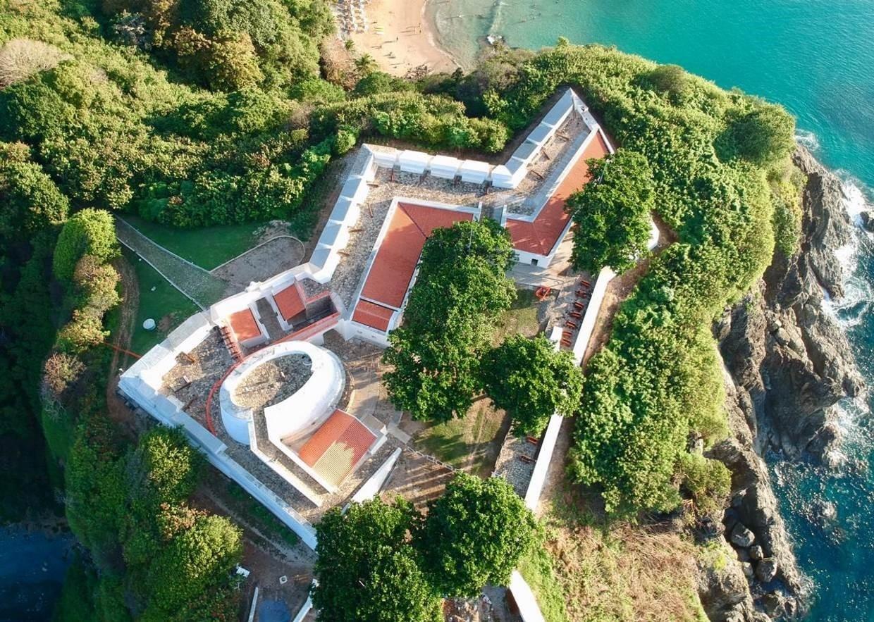 Ilha transformada ilegalmente em refúgio de luxo de ex-senador da República  é alvo de disputa judicial, Fantástico