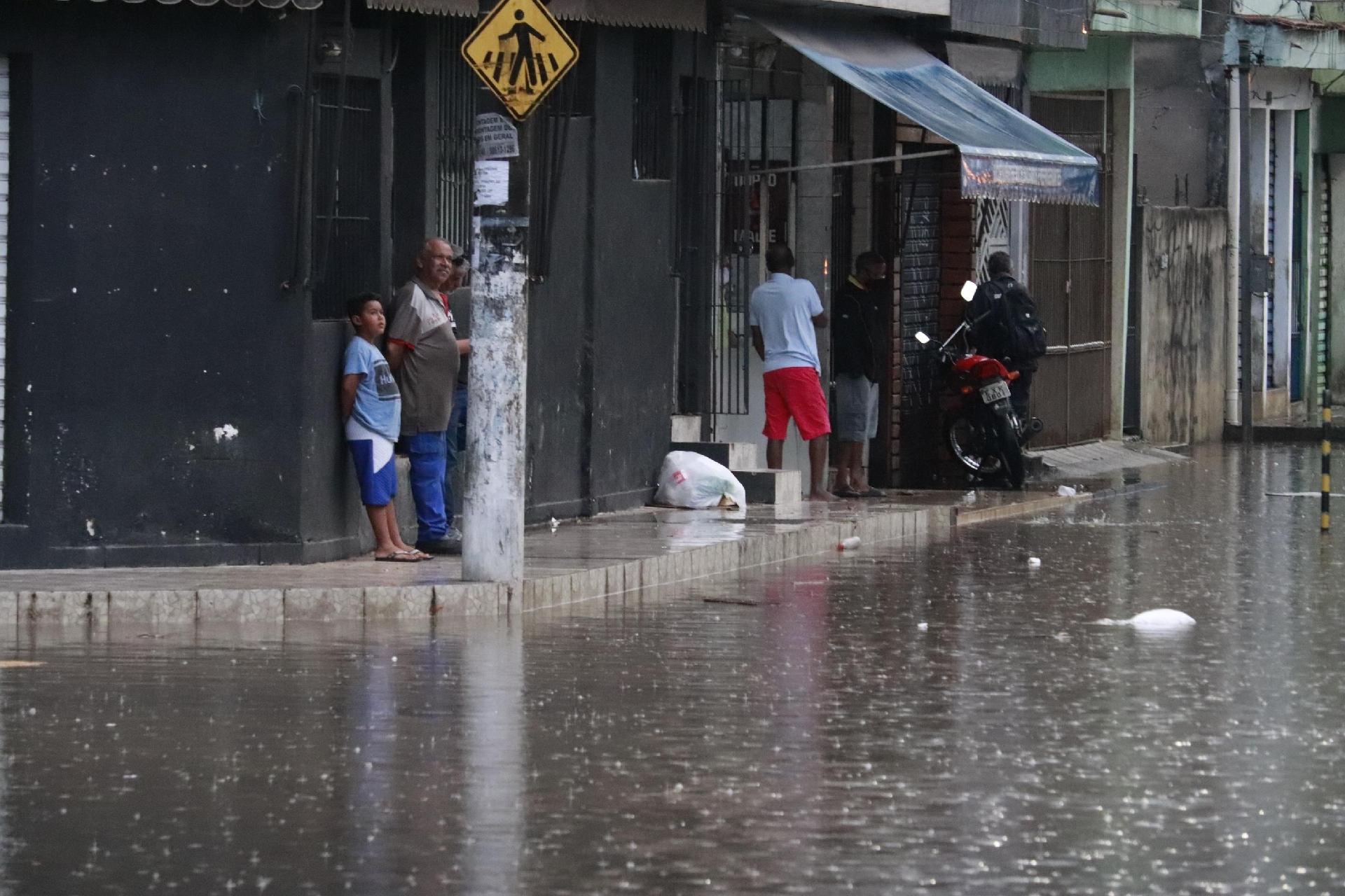 Chuvas Causam Alagamentos E Quedas De árvores Em São Paulo - 19/10/2020 ...