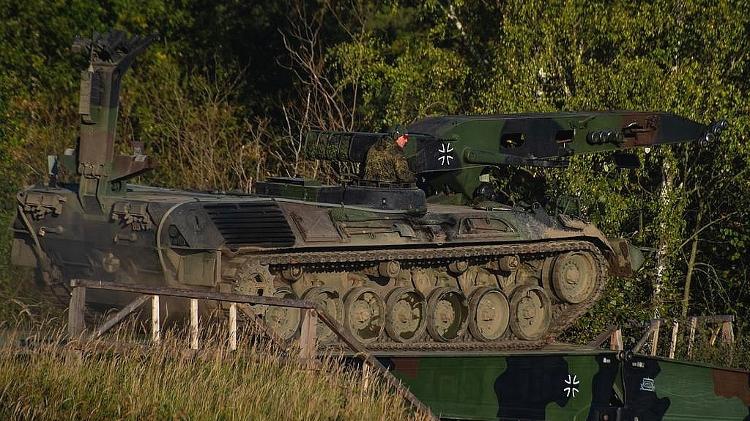 Guerra Rússia espalha dentes de dragão em fronteiras