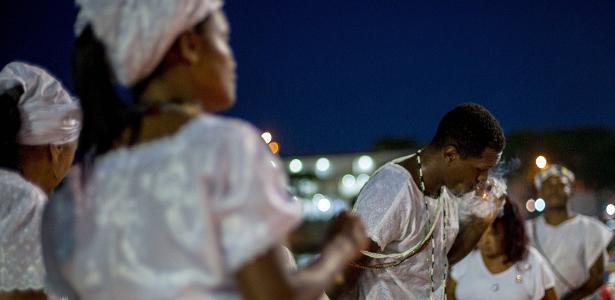 O que é macumba Qual a relação Umbanda e Candomblé