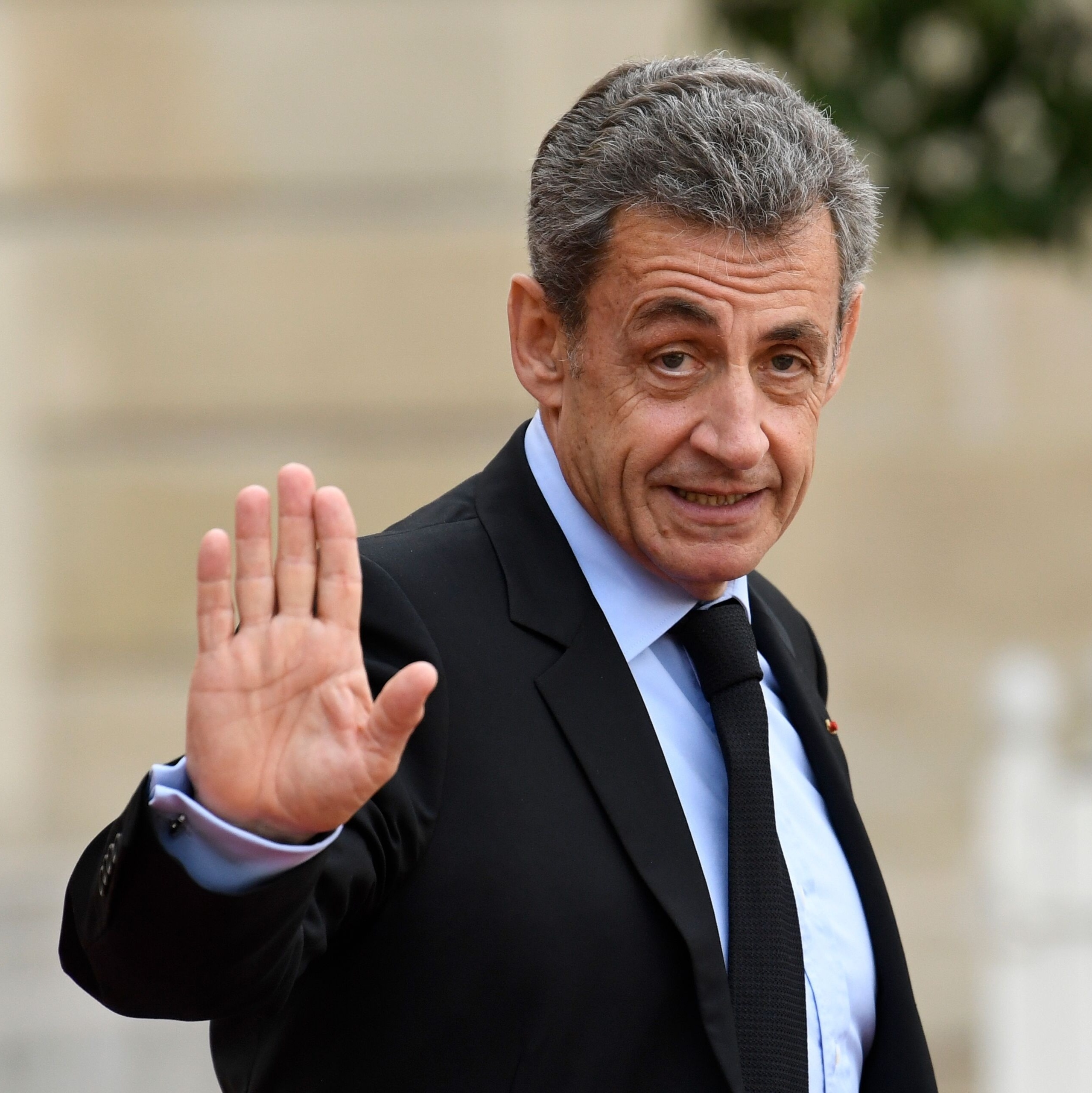 Sarkozy diz que Reino Unido emperrou acordo