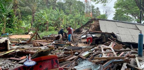 Indon Sia Usa Drones E C Es Farejadores Em Buscas Mortos Por Tsunami