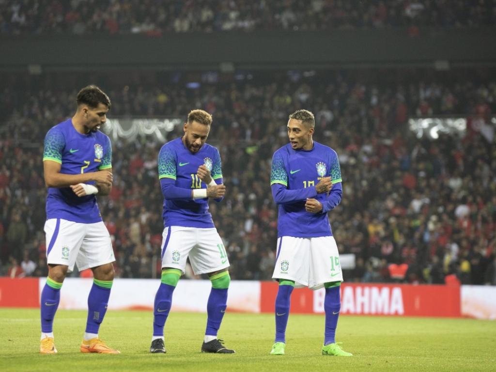 A Gazeta  Veja o expediente dos servidores no ES em dias de jogos do Brasil  na Copa