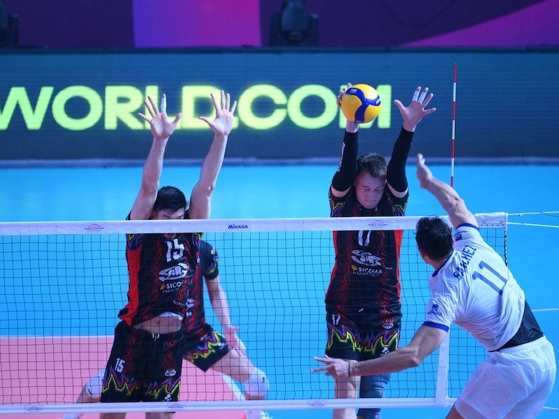 Mundial de Vôlei em Betim: Perugia vence por 3 sets a 0 e elimina o Vôlei  Renata