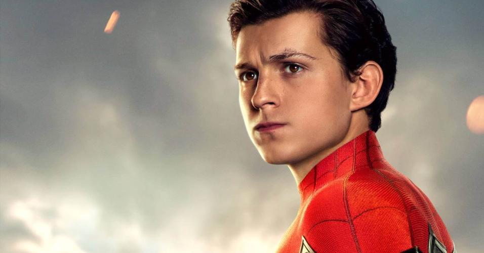 Tom Holland trabalhou como garçom para viver personagem e acabou demitido