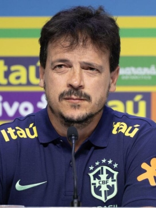 Diniz realiza 2ª convocação da seleção brasileira e surpreende com Gerson -  Placar - O futebol sem barreiras para você