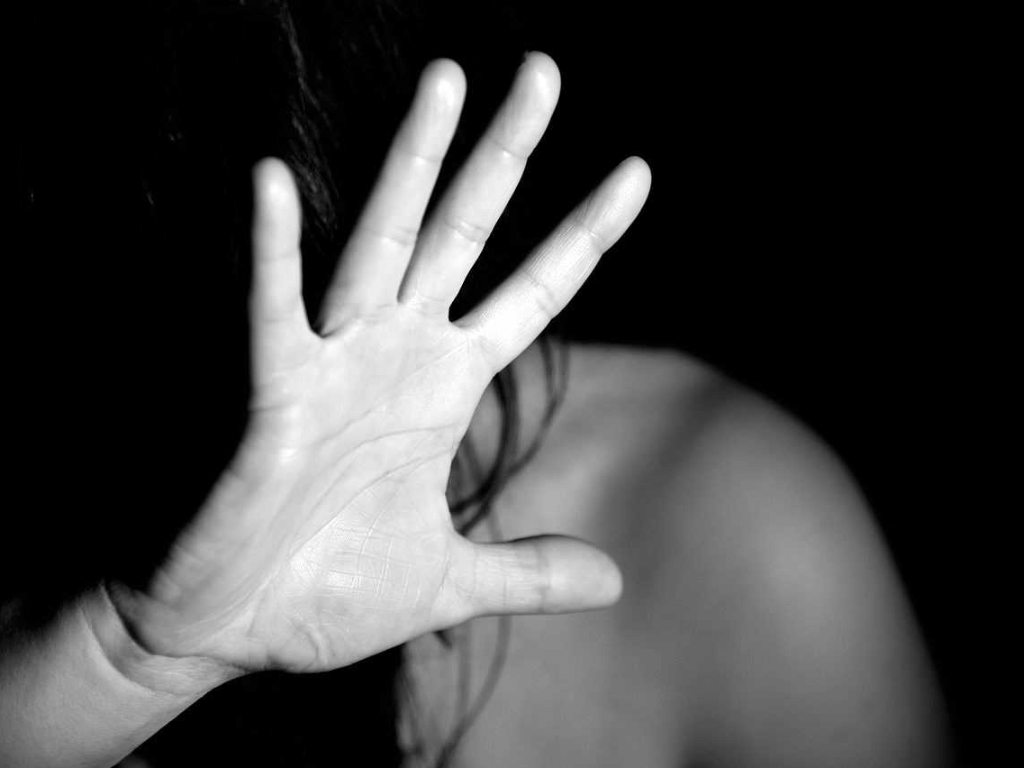 Brasil tem 1 estupro a cada 10 minutos e 1 feminic&iacute;dio a cada 7 horas