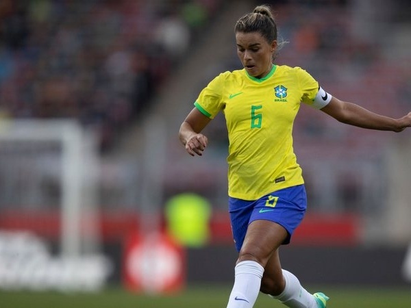 Empresa brasileira aposta em Copa feminina com pacotes de até R$ 114 mil