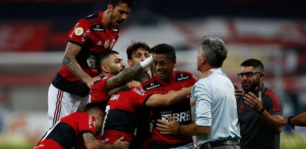 Flamengo vira em cima do Bahia e empolga torcida; veja memes