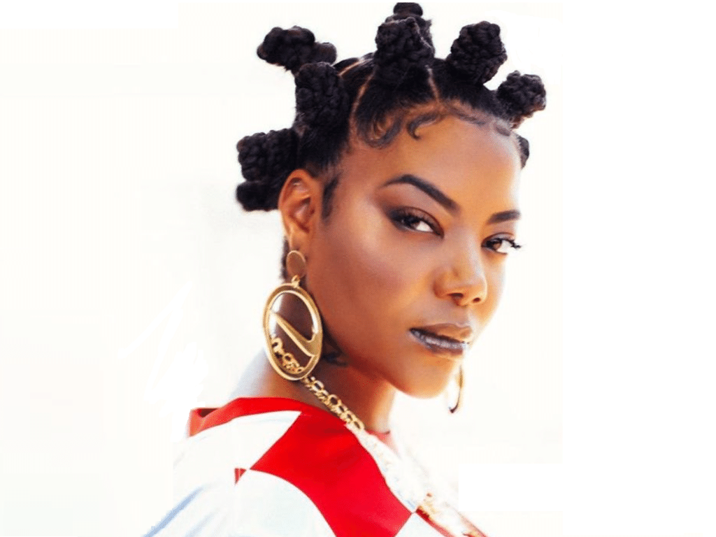 Bantu knots: o que é e como fazer o penteado cheio de coques