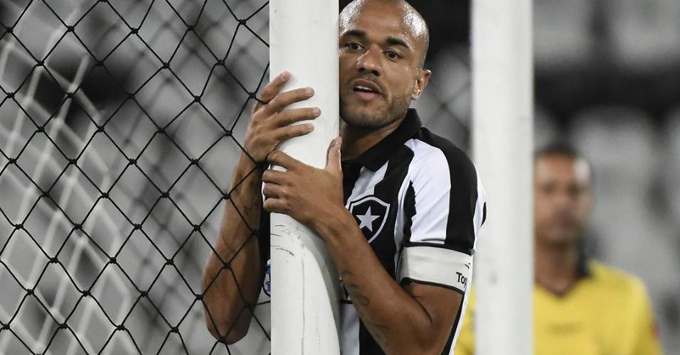 Resultado de imagem para tumor  de Roger do Botafogo 