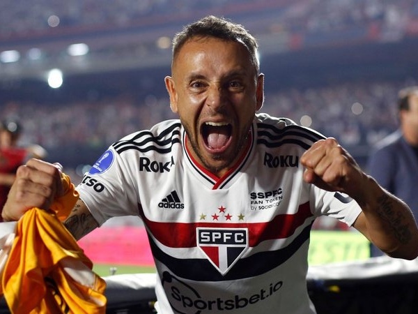 São Paulo: Rafinha abre o jogo sobre a base e projeta time de 2024