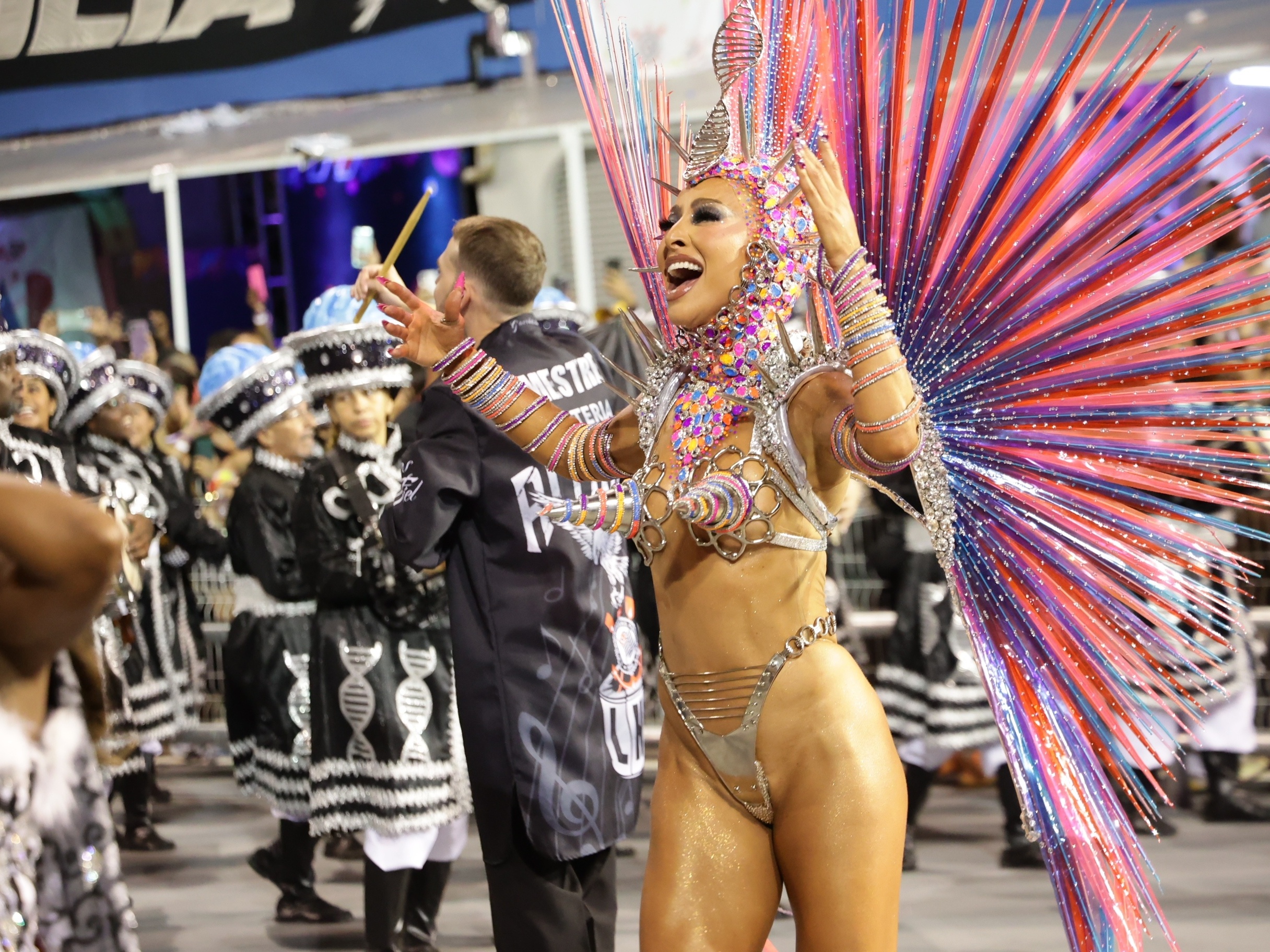 Carnaval 2024: veja fotos das rainhas de bateria do 2º dia em SP