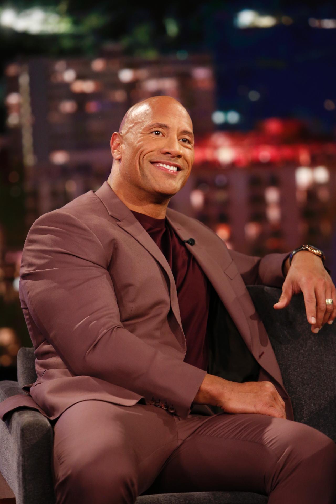 Dwayne Johnson, o The Rock, é eleito o homem mais sexy do mundo; veja fotos