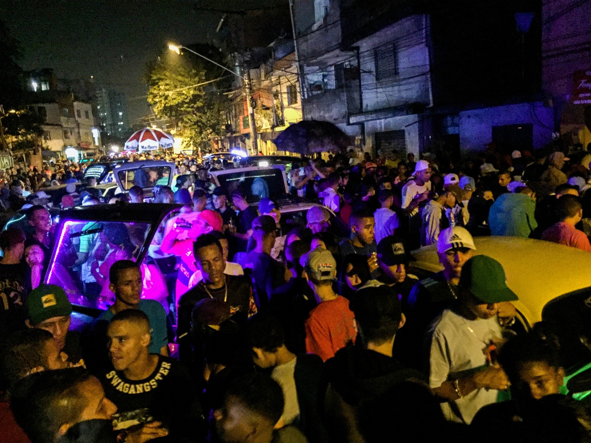 Proposta para criminalizar o funk tem 20 mil assinaturas em site do Senado 26 05 2017 UOL Entretenimento