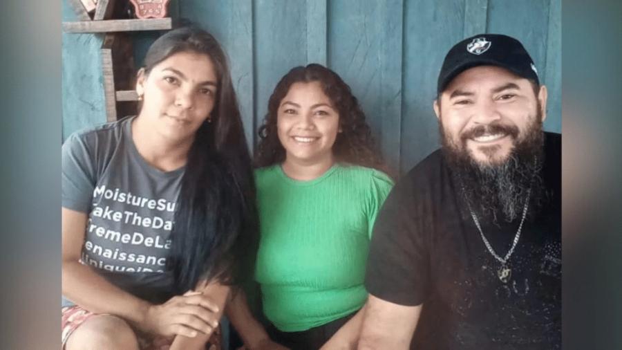 Deica, Ananda e Marcelo: eles formaram um trisal e vivem em Manaus