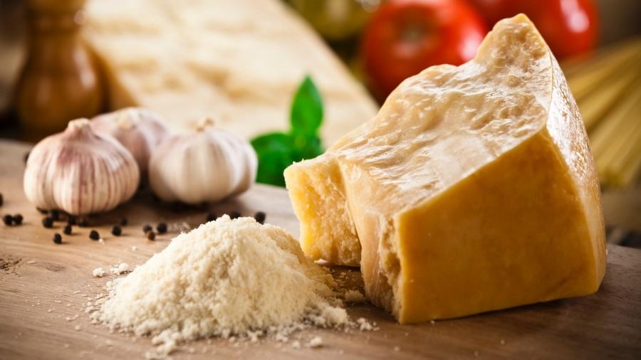 Um pedido por queijo parmesão virou um bate-boca na internet, com direito a "aula" sobre cozinha italiana - iStock