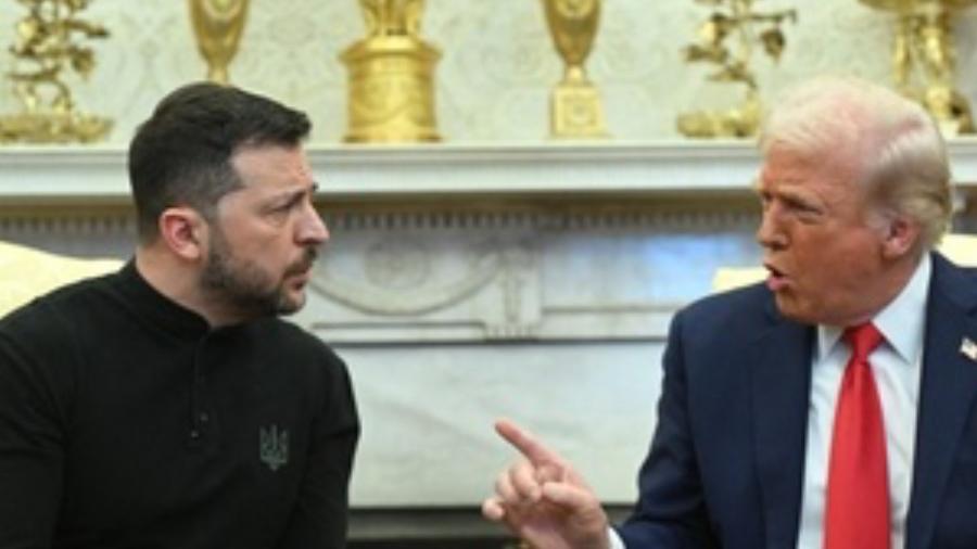 28.fev.2025 - Trump discute com Zelensky - SAUL LOEB / AFP