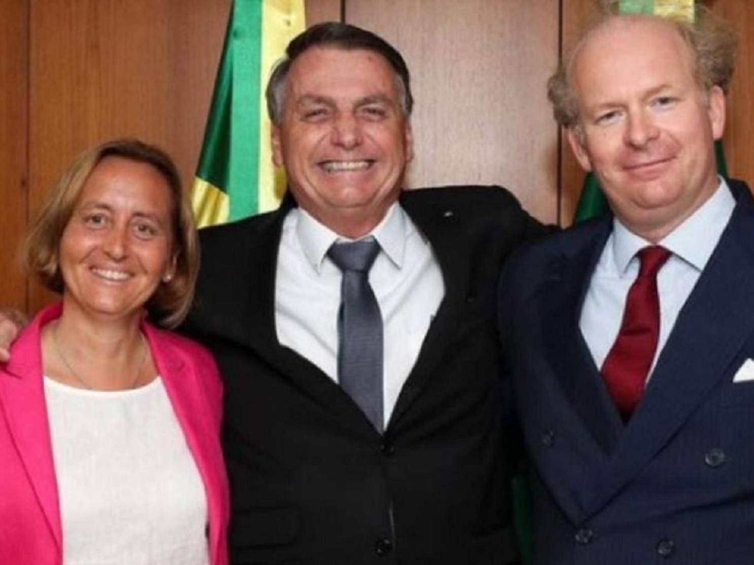 O que o encontro de Bolsonaro com a neta do ex-ministro de Hitler nos conta