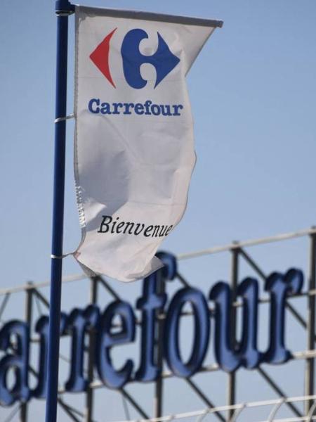 Texto de retratação foi publicado em francês, no site do Carrefour