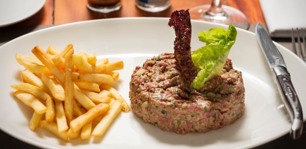 Steak Tartar é um dos destaques do Le Bife, restaurante do chef Erick Jacquin - Durvile Cavalcanti/Divulgação
