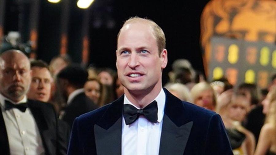Príncipe William foi questionado sobre o estado de saúde de Kate durante uma visita a um hospital comunitário