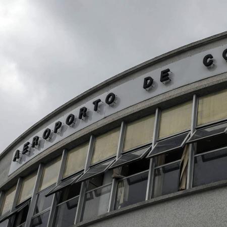 Fachada do aeroporto de Congonhas, na zona sul de São Paulo, que é tombada pelo patrimônio histórico 