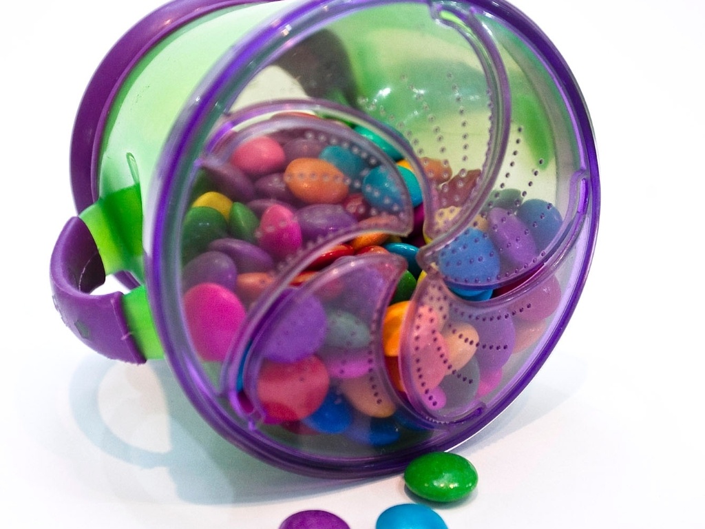 pote para biscoitos da Linea Baby à venda na Feira do Bebê, Gestante e Criança (20/3/2012) - Leandro Moraes/UOL