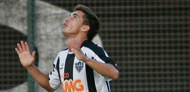 Neto Berola marcou dois gols na vitória do Atlético-MG sobre o Democrata-GV  - Bruno Cantini/Site do Atlético-MG