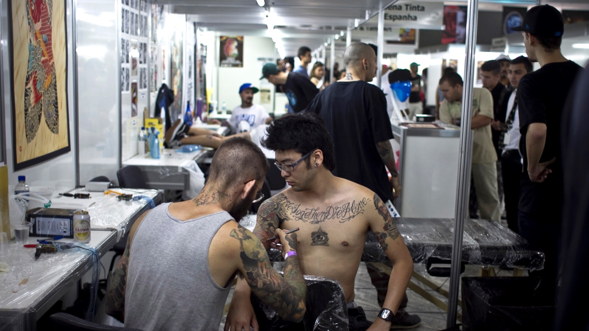 "São Paulo Tattoo Festival" acontece neste sábado (24) e domingo (25), das 12h às 22h, no Fecomércio. (24/3/2012) - Leandro Moraes/UOL