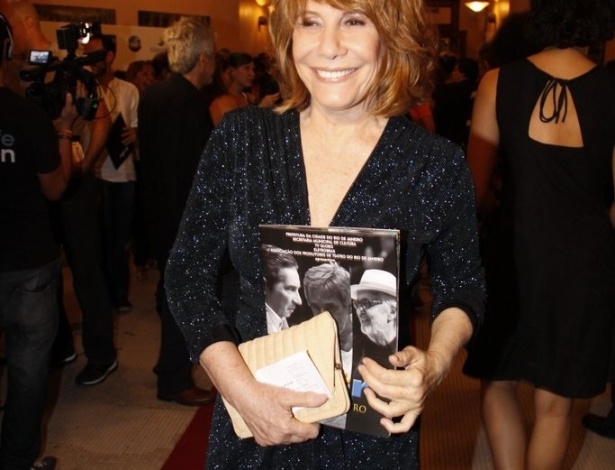 A atriz Renata Sorrah participa do 6º Prêmio APTR de teatro no Rio de Janeiro (26/3/2012)  - PhotoRioNews