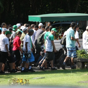 Torcida do Palmeiras comparece ao enterro de Andre Lezo; Mancha não foi absolvida pela polícia -  Léo Barrilari/Frame/AE
