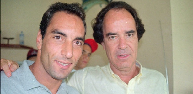 Edmundo e Antônio Lopes juntos em 1997: relação de pai e filho entre atleta e técnico - Eduardo Soares/Folha Imagem