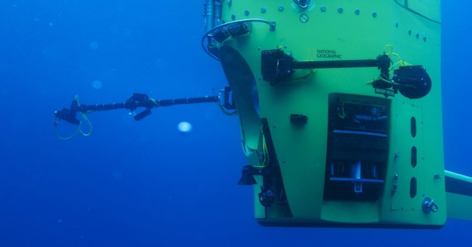 A National Geographic, parceira da expedição, indicou que Cameron havia atingido em seu submarino, projetado para a ocasião, a zona mais profunda conhecida do oceano, situada a 10.898 metros nas Fossas Marianas - Divulgação