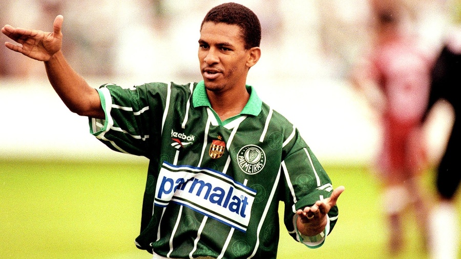 Djalminha atuou pelo Palmeiras entre 1996 e 1997 - César Itiberê/Folha Imagem