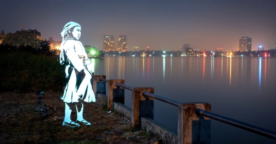 Segundo Wittner, os personagens iluminados pretendiam "lembrar as perdas humanas" e "apoiar a cidade através de uma criação artística simbólica" - Fabrice Wittner